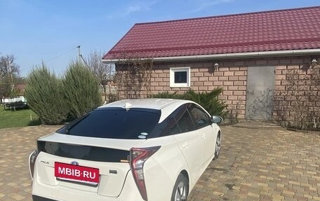 Toyota Prius IV XW50, 2018 год, 1 880 000 рублей, 17 фотография