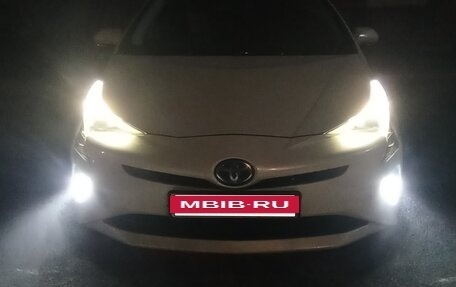 Toyota Prius IV XW50, 2018 год, 1 880 000 рублей, 29 фотография