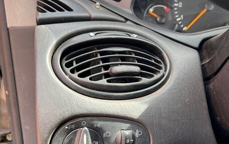 Ford Focus IV, 2003 год, 130 000 рублей, 12 фотография