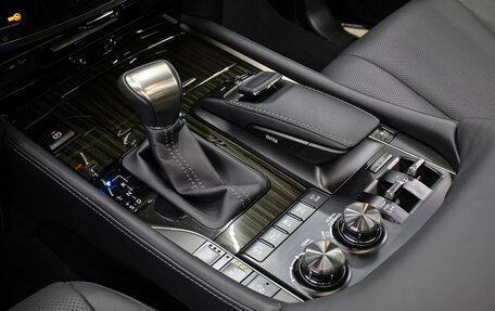 Lexus LX III, 2021 год, 17 100 000 рублей, 20 фотография