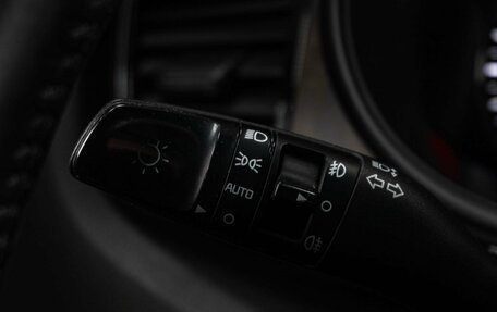 KIA Quoris I, 2013 год, 2 359 000 рублей, 18 фотография