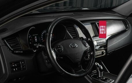 KIA Quoris I, 2013 год, 2 359 000 рублей, 23 фотография
