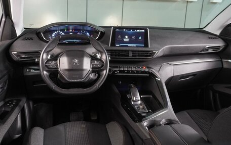 Peugeot 3008 II, 2019 год, 2 179 000 рублей, 6 фотография