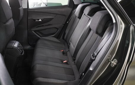 Peugeot 3008 II, 2019 год, 2 179 000 рублей, 9 фотография