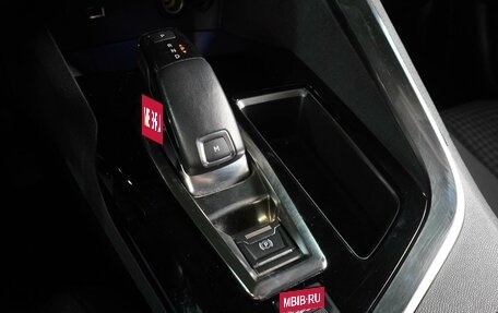 Peugeot 3008 II, 2019 год, 2 179 000 рублей, 21 фотография