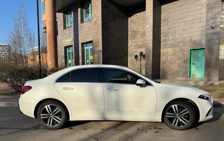 Mercedes-Benz A-Класс, 2021 год, 3 650 000 рублей, 10 фотография