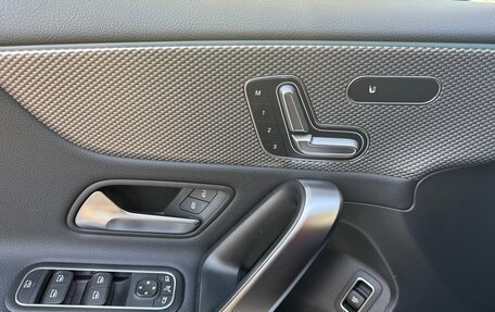 Mercedes-Benz A-Класс, 2021 год, 3 650 000 рублей, 21 фотография