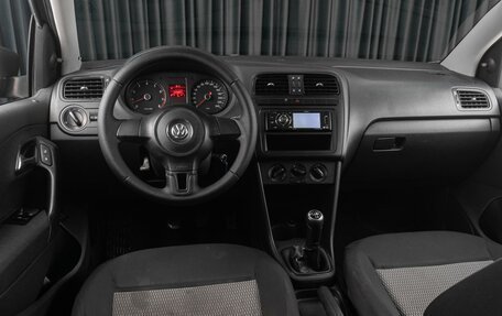 Volkswagen Polo VI (EU Market), 2010 год, 779 000 рублей, 6 фотография