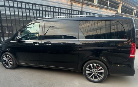 Mercedes-Benz V-Класс, 2021 год, 7 000 000 рублей, 1 фотография