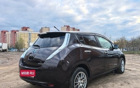Nissan Leaf I, 2015 год, 1 150 000 рублей, 3 фотография
