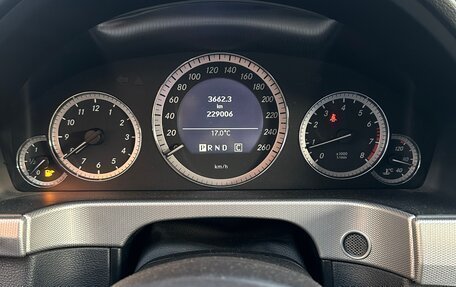 Mercedes-Benz E-Класс, 2010 год, 1 655 000 рублей, 8 фотография