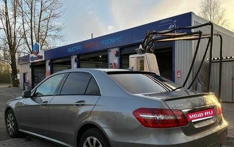 Mercedes-Benz E-Класс, 2010 год, 1 655 000 рублей, 5 фотография