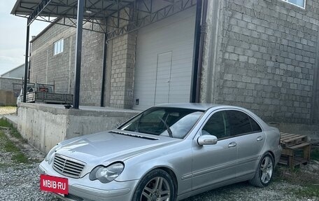Mercedes-Benz C-Класс, 2000 год, 450 000 рублей, 3 фотография