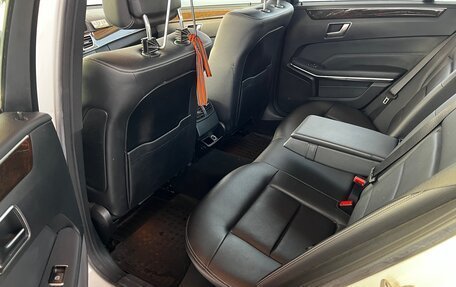 Mercedes-Benz E-Класс, 2013 год, 2 400 000 рублей, 3 фотография