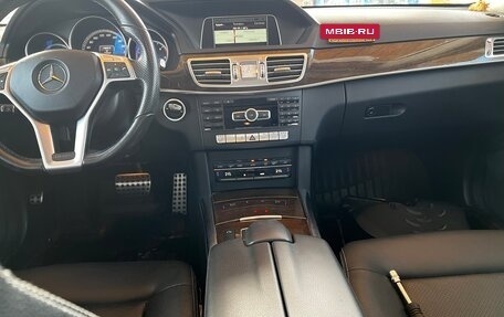 Mercedes-Benz E-Класс, 2013 год, 2 400 000 рублей, 4 фотография