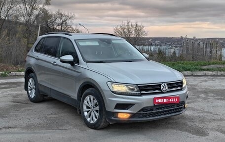 Volkswagen Tiguan II, 2020 год, 2 720 000 рублей, 1 фотография