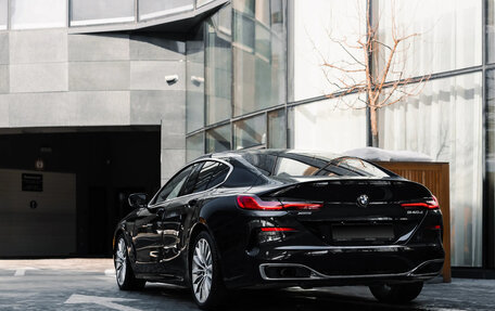 BMW 8 серия, 2021 год, 9 900 000 рублей, 7 фотография