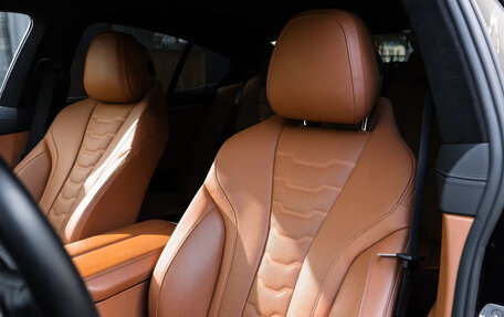 BMW 8 серия, 2021 год, 9 900 000 рублей, 10 фотография