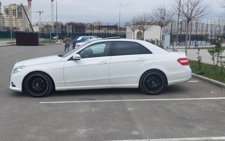 Mercedes-Benz E-Класс, 2012 год, 1 500 000 рублей, 4 фотография