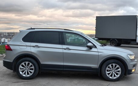 Volkswagen Tiguan II, 2020 год, 2 720 000 рублей, 5 фотография