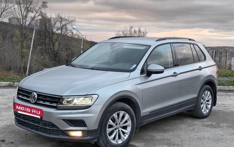Volkswagen Tiguan II, 2020 год, 2 720 000 рублей, 2 фотография