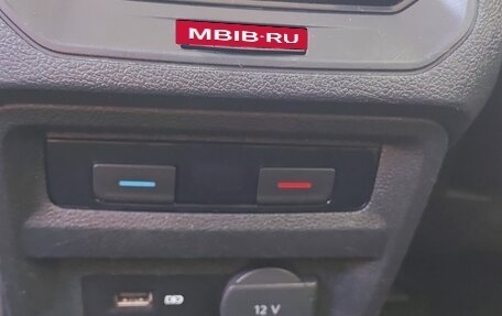 Volkswagen Tiguan II, 2020 год, 2 720 000 рублей, 25 фотография