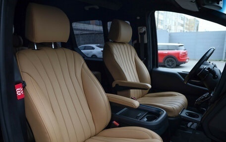 Hyundai Staria, 2021 год, 4 799 000 рублей, 8 фотография