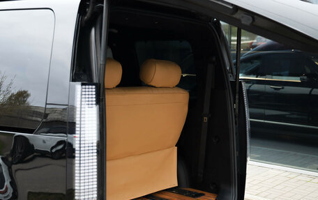 Hyundai Staria, 2021 год, 4 799 000 рублей, 28 фотография