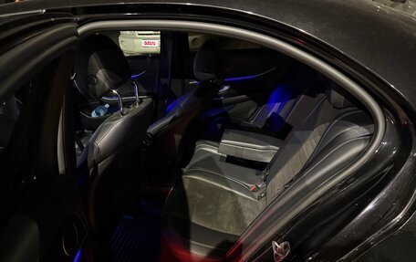 Mercedes-Benz E-Класс, 2018 год, 1 650 000 рублей, 11 фотография