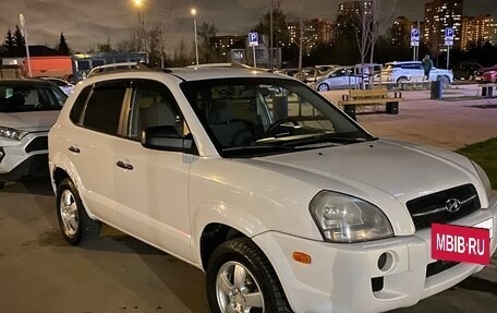 Hyundai Tucson III, 2004 год, 895 000 рублей, 3 фотография