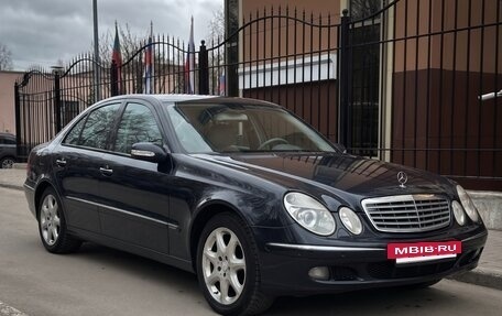 Mercedes-Benz E-Класс, 2005 год, 979 000 рублей, 5 фотография