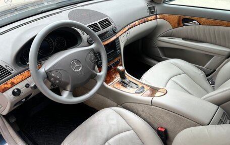 Mercedes-Benz E-Класс, 2005 год, 979 000 рублей, 25 фотография