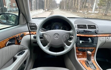 Mercedes-Benz E-Класс, 2005 год, 979 000 рублей, 27 фотография