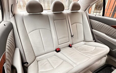 Mercedes-Benz E-Класс, 2005 год, 979 000 рублей, 38 фотография