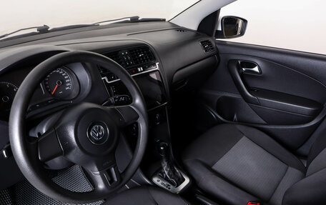 Volkswagen Polo VI (EU Market), 2011 год, 399 000 рублей, 9 фотография