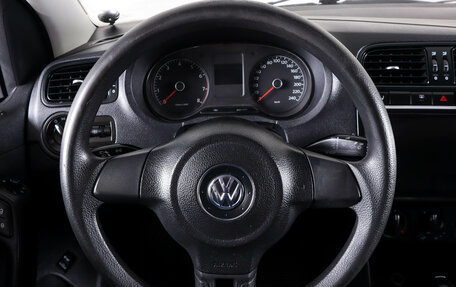 Volkswagen Polo VI (EU Market), 2011 год, 399 000 рублей, 16 фотография