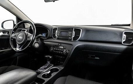 KIA Sportage IV рестайлинг, 2018 год, 1 649 000 рублей, 9 фотография