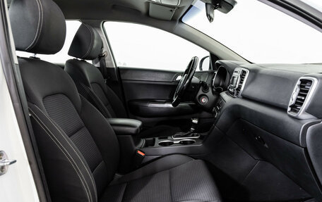 KIA Sportage IV рестайлинг, 2018 год, 1 649 000 рублей, 17 фотография