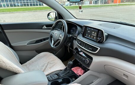 Hyundai Tucson III, 2020 год, 2 250 000 рублей, 23 фотография