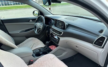 Hyundai Tucson III, 2020 год, 2 250 000 рублей, 21 фотография