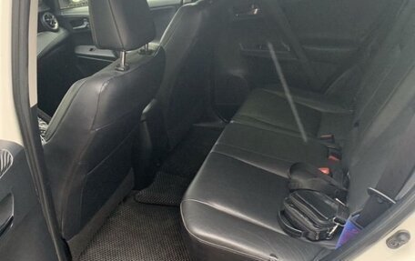 Toyota RAV4, 2015 год, 2 590 000 рублей, 10 фотография