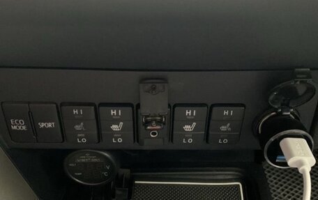 Toyota RAV4, 2015 год, 2 590 000 рублей, 7 фотография