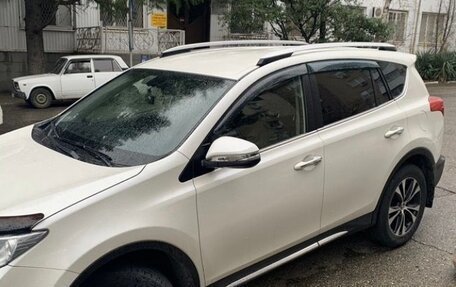 Toyota RAV4, 2015 год, 2 590 000 рублей, 4 фотография