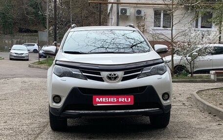 Toyota RAV4, 2015 год, 2 590 000 рублей, 3 фотография