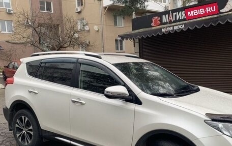 Toyota RAV4, 2015 год, 2 590 000 рублей, 5 фотография