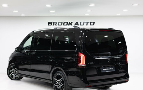 Mercedes-Benz V-Класс, 2021 год, 9 490 000 рублей, 4 фотография