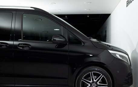 Mercedes-Benz V-Класс, 2021 год, 9 490 000 рублей, 34 фотография