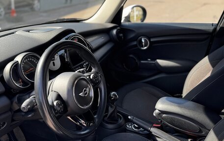 MINI Hatch, 2017 год, 1 290 000 рублей, 10 фотография