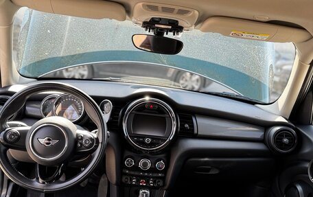 MINI Hatch, 2017 год, 1 290 000 рублей, 8 фотография