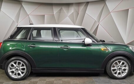 MINI Hatch, 2017 год, 1 290 000 рублей, 13 фотография